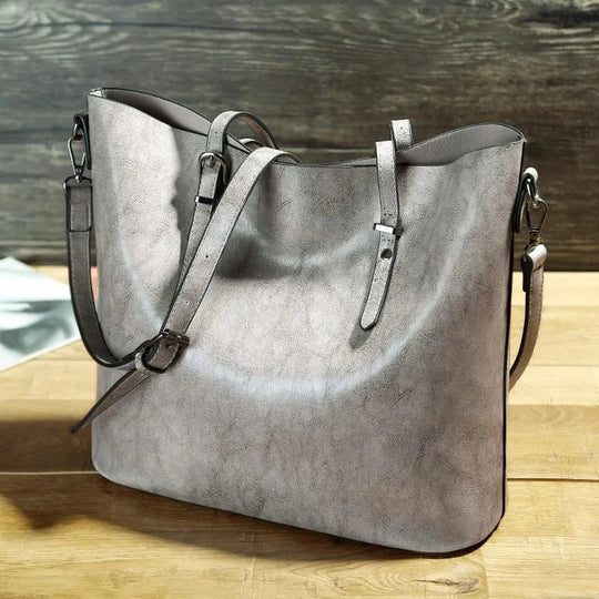 Nicole’s Timeless Elegance | Vintage Leather Shoulder Handbag - Grace Bags