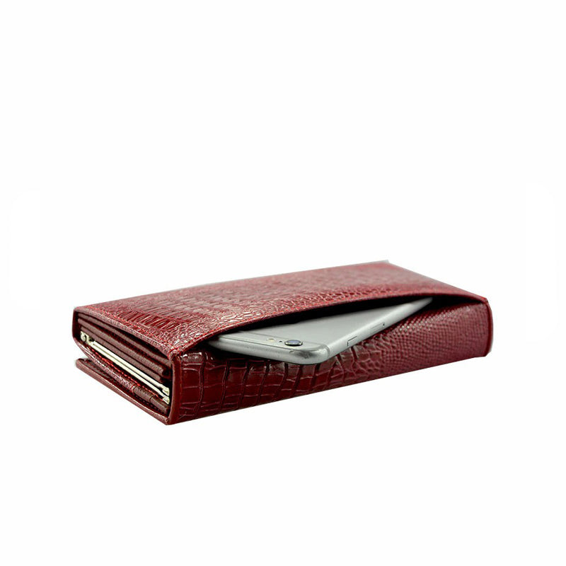 Elegant Croc-Embossed Genuine Leather Wallet